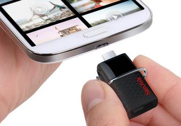 Флэш-накопитель SanDisk Ultra Dual USB Drive 3.0 оснащён интерфейсом Micro USB