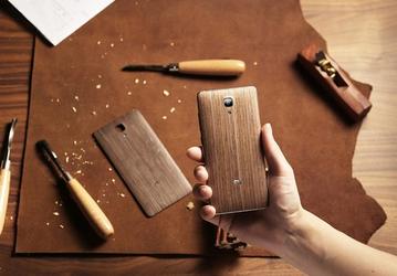 В продаже появились деревянные задние крышки для смартфона Xiaomi Mi4