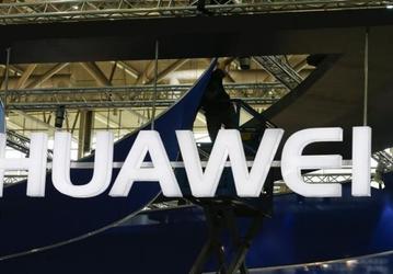 Huawei движется к цели отгрузить в 2015 году 100 млн смартфонов, опережая график
