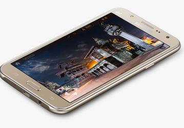 За смартфон Samsung Galaxy J5 просят $190, а модель Galaxy J7 оценили в $240