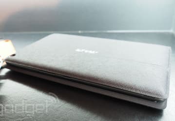 Специалисты Asus встроили в чехол для планшета акустическую систему 5.1