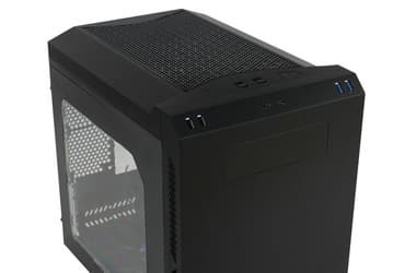 Компьютерный корпус Antec P50 Window внутри разделен на две зоны