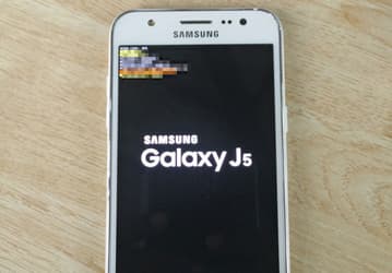 Фотогалерея дня: смартфон Samsung Galaxy J5
