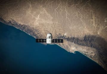 SpaceX также хочет реализовать проект по «доставке» интернета посредством спутников