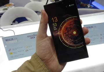 Wexler представила новые смартфоны и планшеты на MWC 2015 (живые фото)