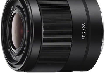 Широкоугольный объектив Sony FE 28mm f/2 (SEL28F20) оценен производителем в $450