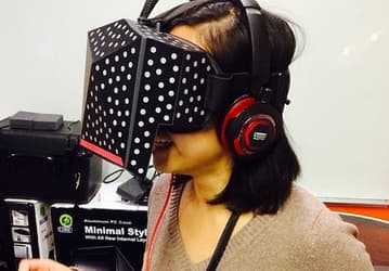 Шлем виртуальной реальности Xiaomi Mi VR потребует для работы два смартфона