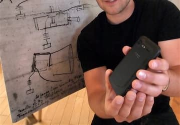 HTC в очередной раз меняет главного дизайнера