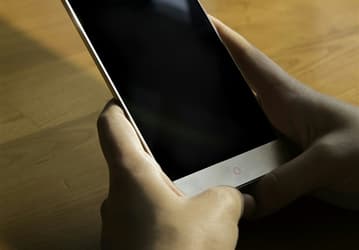 Смартфон ZTE Nubia Z9 предстал на «живых» фото 