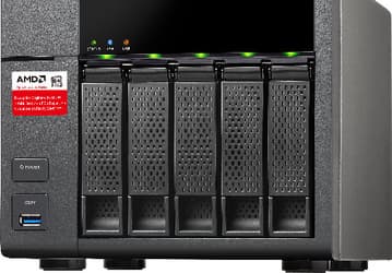 QNAP TS-563 Turbo NAS — сетевое хранилище на платформе AMD, которое может быть оснащено двумя портами 10GbE 