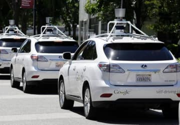 Автономные автомобили Google побывали в 11 небольших ДТП за 6 лет