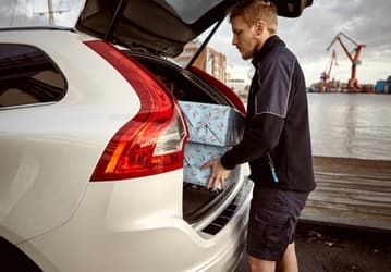 Volvo представила сервис доставки товаров в автомобиль