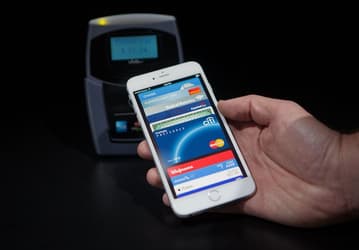 Apple также хочет создать платёжную систему с возможностью проведения платежей между смартфонами