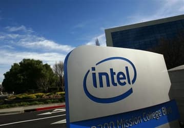 Intel предупреждает правительство США о намерении перевести НИОКР за пределы страны