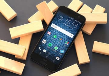 Чистый убыток HTC по итогам прошедшего квартала составил 138 млн долларов