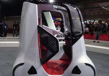 Honda показала самоуправляемый двухместный концепт Wanderstand