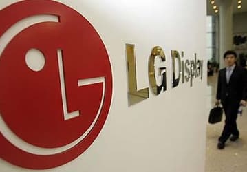 Чистая прибыль LG Display в годовом выражении снизилась почти вдвое 