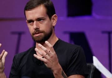 По слухам, Twitter ждут массовые сокращения