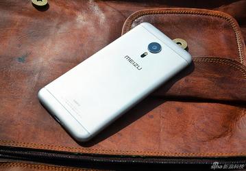 Представлен смартфон Meizu Pro 5 с платформой Exynos 7420, памятью LPDDR4 и UFS 2.0 и дисплеем AMOLED 