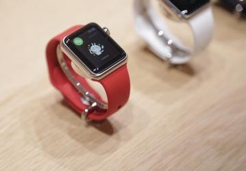Apple задерживает запуск системы watchOS 2 из-за обнаруженной ошибки