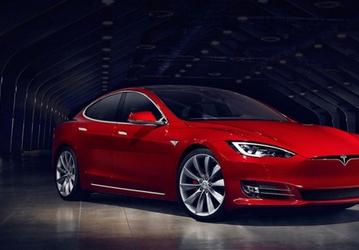 Рестайлинг автомобиля Tesla Model S принёс обновлённую внешность, более быструю зарядку и фильтры HEPA