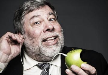 Стив Возняк критикует отсутствие разъема 3,5 мм в новом iPhone, добавляя «будущее за USB-C»