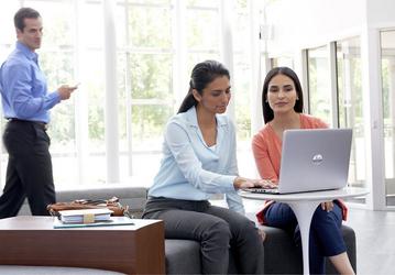 Технология HP Sure View защитит ноутбуки от любителей подсматривать