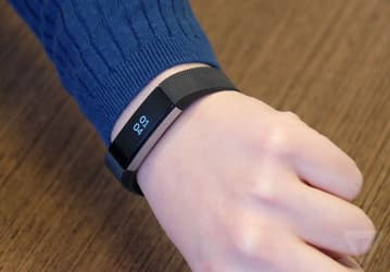 Fitbit отзывает жалобу на Jawbone, поданную в ITC