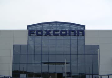 Прибыль на акцию Foxconn опустилась до минимального за последние 12 кварталов уровня 