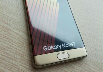 Опубликованы фотографии смартфона Samsung Galaxy Note7 и его упаковки 