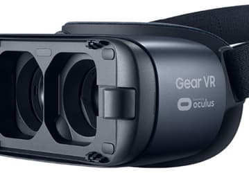 Представлена новая версия гарнитуры виртуальной реальности Samsung Gear VR
