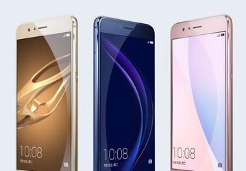 Представлен смартфон Huawei Honor 8, который поступит в продажу в России сегодня по цене 27 990 руб.