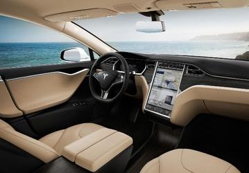 Tesla отреагировала на китайское ДТП, исправив терминологию на своём сайте
