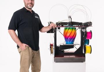 Полноцветный 3D-принтер RoVa4D оценен в $3400