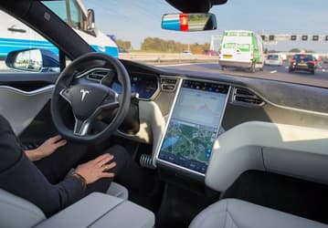 Samsung разработает для Tesla специализированную ASIC