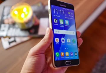 Смартфоны Samsung Galaxy A нового поколения появятся в продаже в середине января
