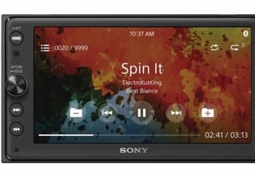 Головное устройство Sony XAV-AX100 с поддержкой Apple CarPlay и Android Auto поступило в продажу с небольшой задержкой