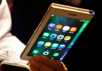 Смартфоны со складными дисплеями разрабатывает не только Lenovo 