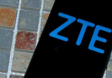 ZTE покажет на CES 2017 смартфон со сдвоенной камерой и Project CSX