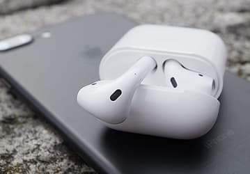 Inventec наращивает производство наушников Apple AirPods, но сроки начала новых поставок всё ещё расплывчаты