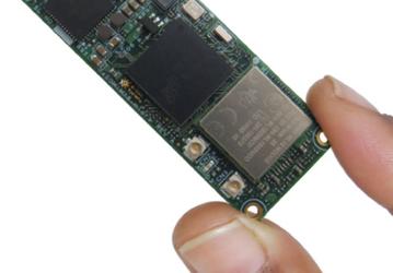 Компоненты микросистемы e-con Systems eSOMiMX6-micro размещены на плате размерами 54 х 20 мм