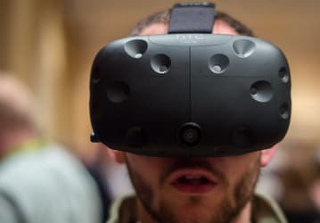 Беспроводной шлем VR HTC Vive 2 получит дисплеи разрешением 4К с частотой 120 Гц. Анонс ожидается на следующей неделе