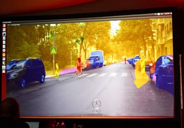Инициатива AMD Radeon Instinct, направленная на ускорение глубокого обучения, включает аппаратные и программные средства