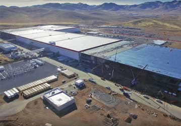 Видео дня: Tesla Gigafactory