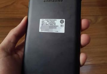 Опубликовано новое фото черного варианта смартфона Samsung Galaxy C9 Pro