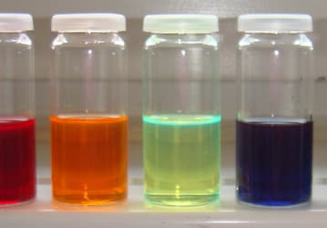 Специалисты NTU и NTHU создали органические светодиоды, работающие в ближней инфракрасной области с рекордной эффективностью