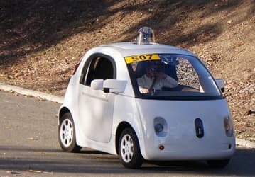 Беспилотные автомобили Google начнут тестировать на улицах Лондона