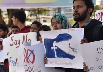 Индийский регулятор заблокировал проект Facebook Free Basics, как нарушающий принципы сетевого нейтралитета