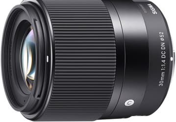 Объектив Sigma 30mm F1.4 DC DN Contemporary предназначен для беззеркальных камер