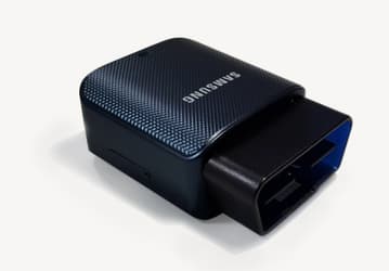 Samsung Connect Auto — устройство, превращающее обычный автомобиль в подключённый